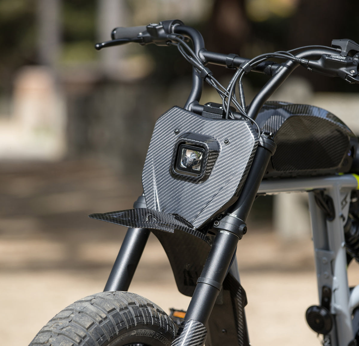 R/RX Front Plate – Flow Carbon